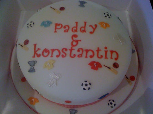 wedding cakes and birthday cakes buckinghamshire