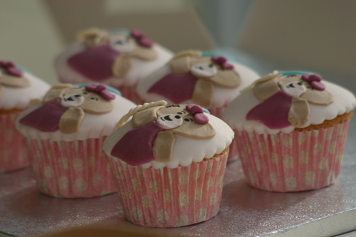 wedding cakes and birthday cakes buckinghamshire