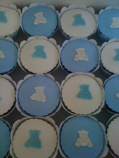 wedding cakes and birthday cakes buckinghamshire