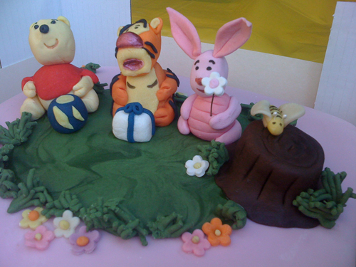 wedding cakes and birthday cakes buckinghamshire