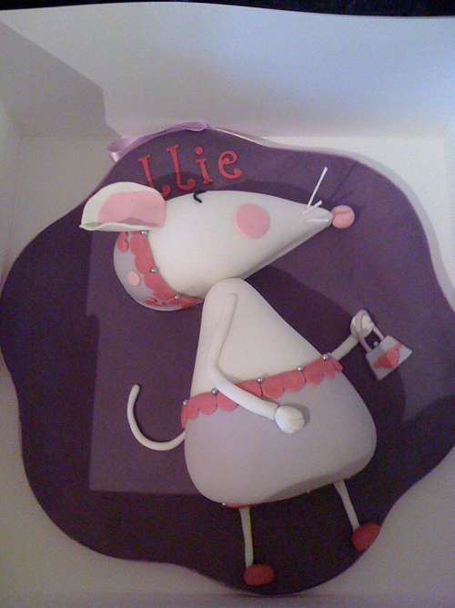 wedding cakes and birthday cakes buckinghamshire