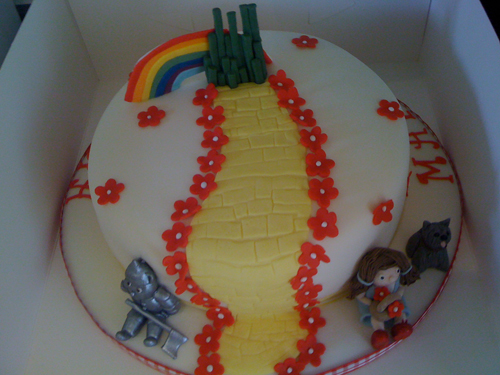 wedding cakes and birthday cakes buckinghamshire