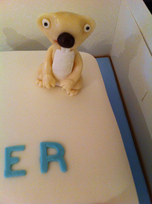 wedding cakes and birthday cakes buckinghamshire