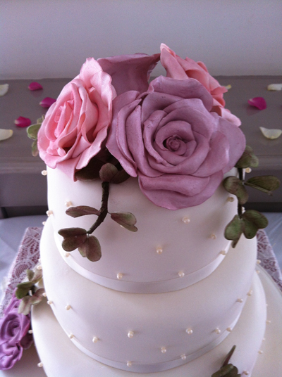 wedding cakes and birthday cakes buckinghamshire